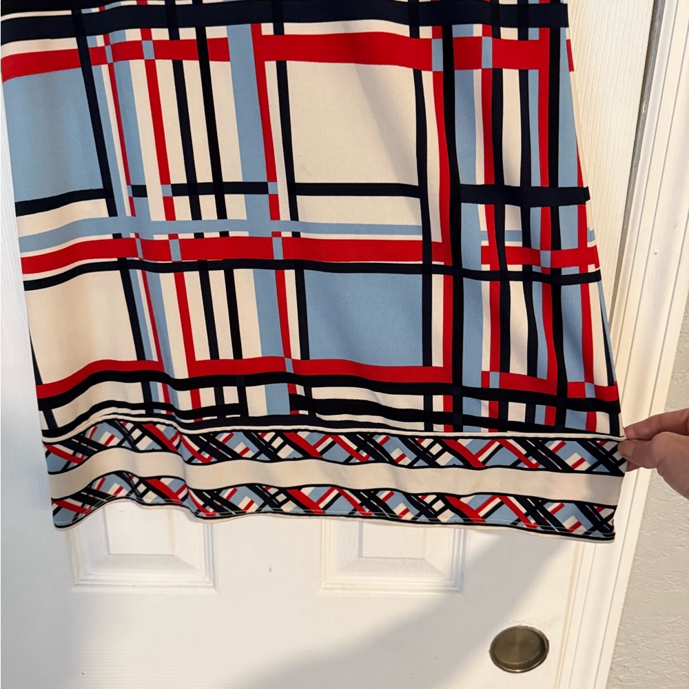 BCBGMaxAzria Geometric Pattern Dress - Picture 6 of 9